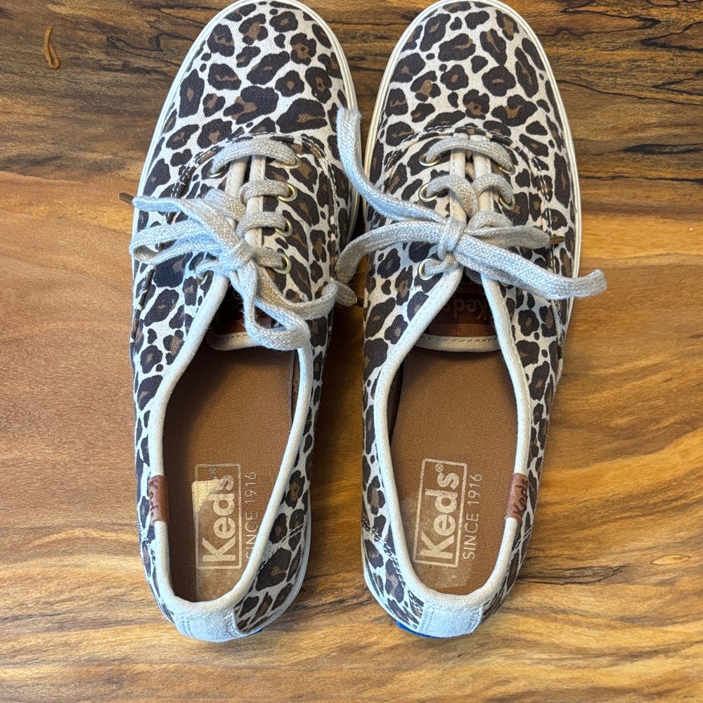 Keds Leopard Print Canvas Sneakers in Brown and Black size 6M